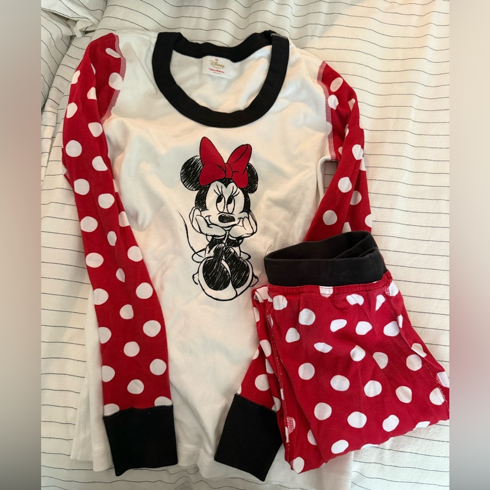 Disney Pajamas - Hanna Andersson Red and White Minnie Mouse Set. Women’s XS